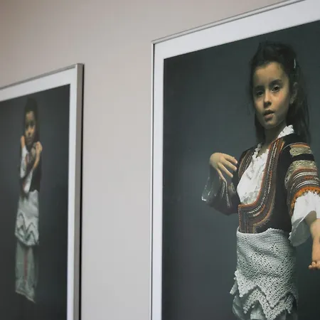 New 1930s Quiet W/ac - 2 Bedroom Lägenhet *