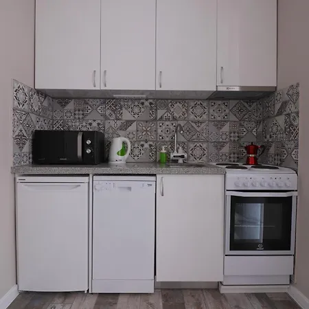 New 1930s Quiet W/ac - 2 Bedroom Lägenhet Sofia