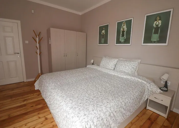 アパート New 1930s Quiet W/ac - 2 Bedroom ソフィア